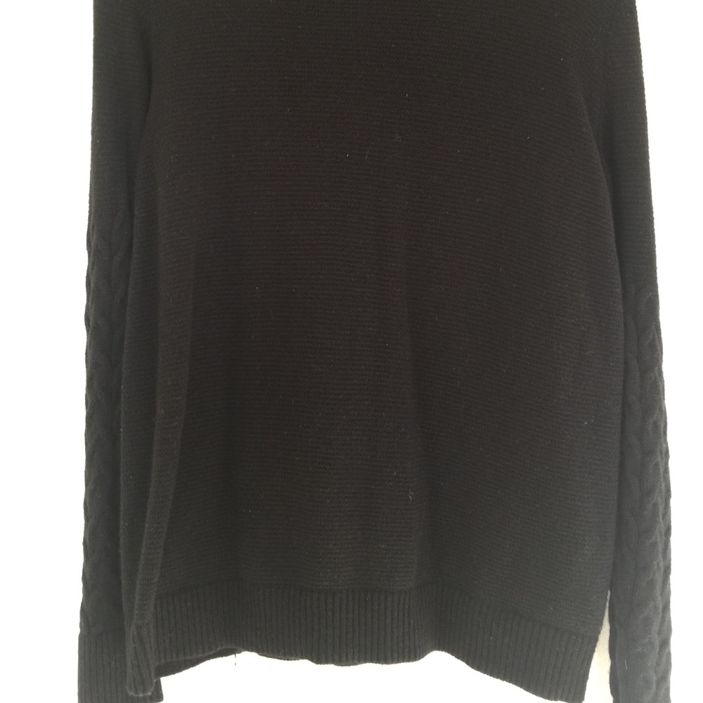 Banana Republic Sweater in Black